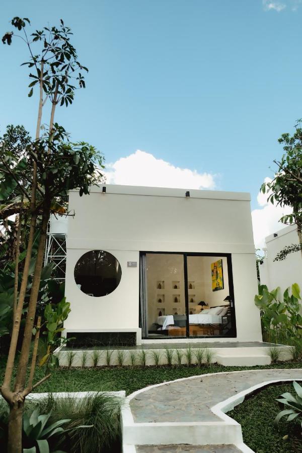 Villa The Volter Yogyakarta à Ngingas Extérieur photo