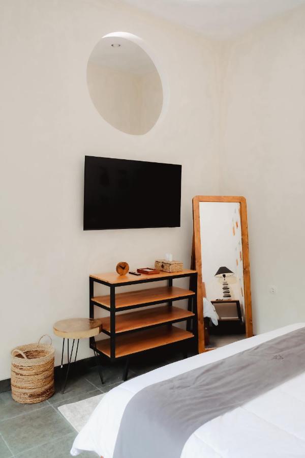Villa The Volter Yogyakarta à Ngingas Extérieur photo